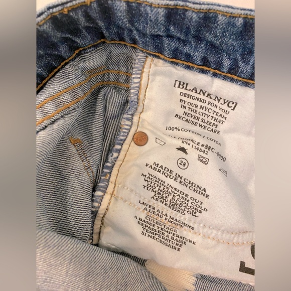 BLANK NYC denim shorts - Picture 3 of 4